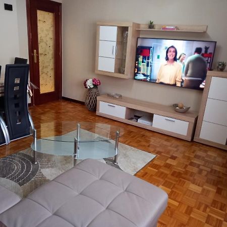 Apartamento Araceli Proximo A Clinica Oftalmologica Fdez Vega Lejlighed Oviedo Eksteriør billede