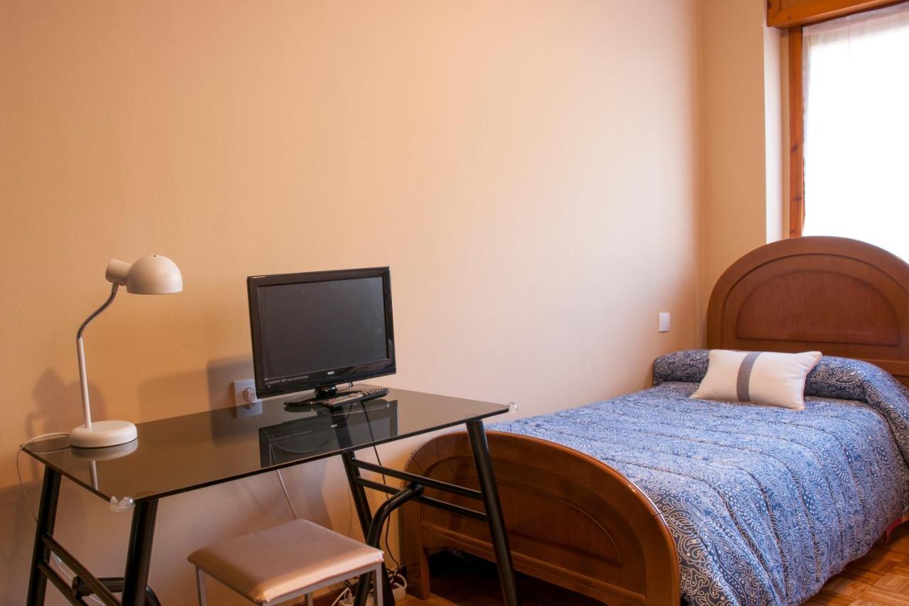 Apartamento Araceli Proximo A Clinica Oftalmologica Fdez Vega Lejlighed Oviedo Eksteriør billede