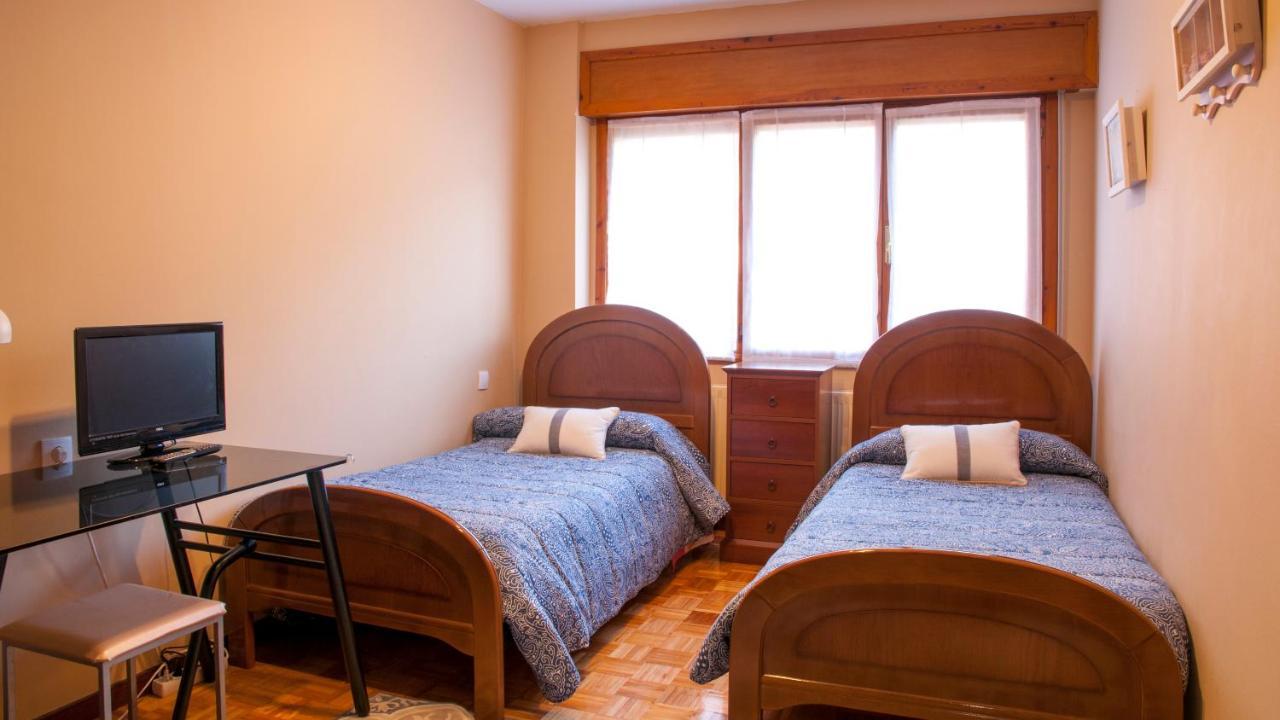 Apartamento Araceli Proximo A Clinica Oftalmologica Fdez Vega Lejlighed Oviedo Eksteriør billede