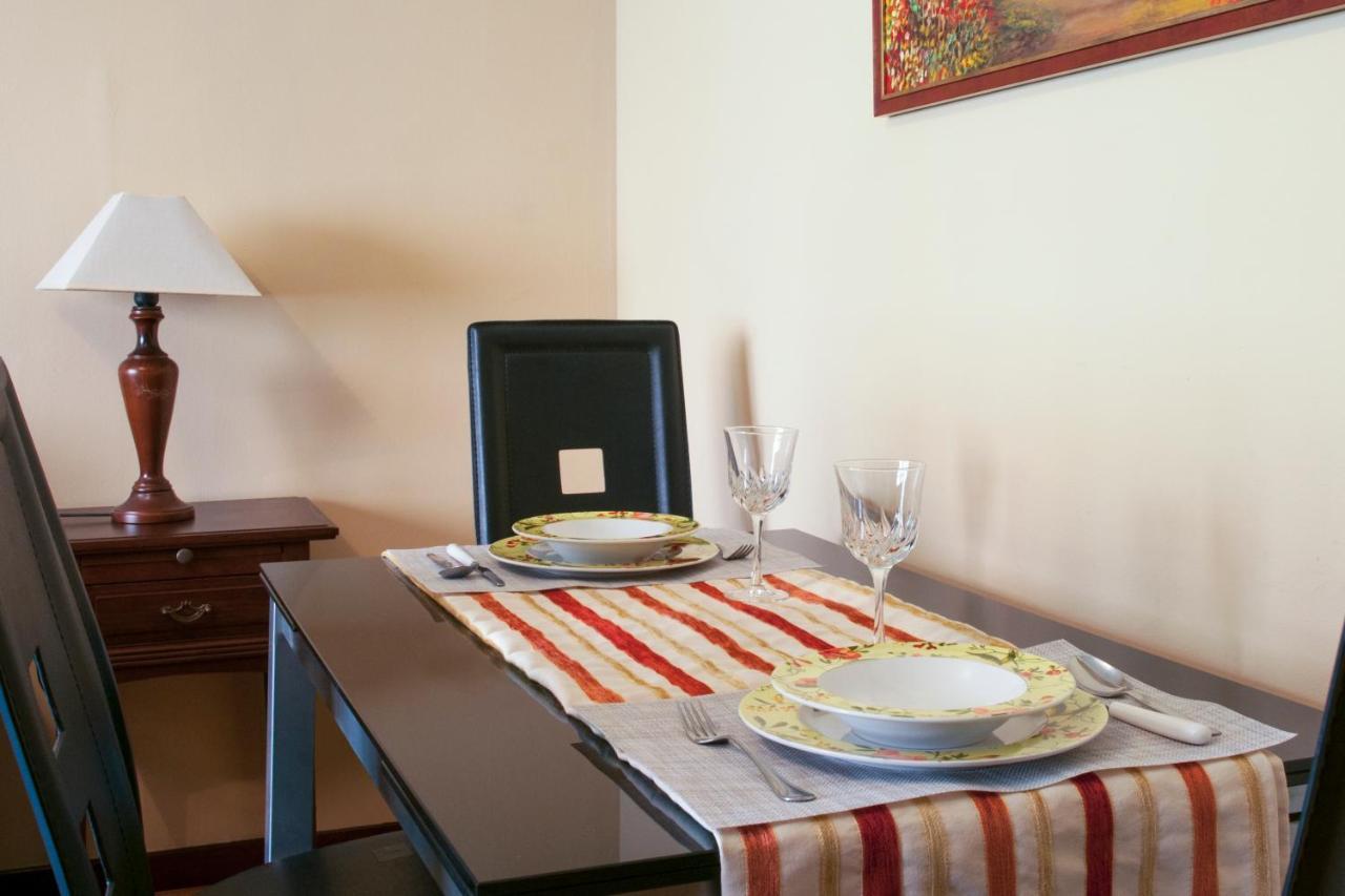 Apartamento Araceli Proximo A Clinica Oftalmologica Fdez Vega Lejlighed Oviedo Eksteriør billede