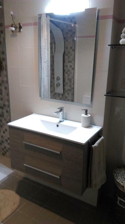 Apartamento Araceli Proximo A Clinica Oftalmologica Fdez Vega Lejlighed Oviedo Eksteriør billede